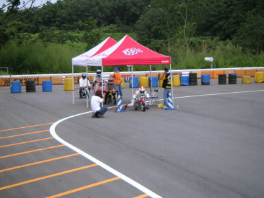 ホンダモンキードラッグレーススタート地点