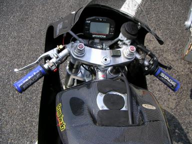 バイクのステップ周り