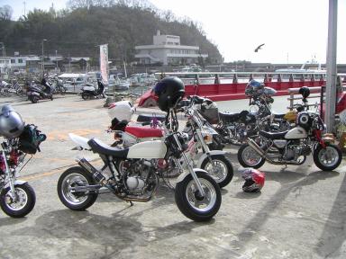 ホンダモンキーツーリング休憩