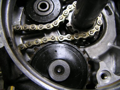 強化カムチェーン