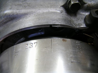 フライホイールのTマーク