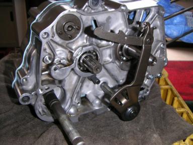 クランクケース真横からの写真