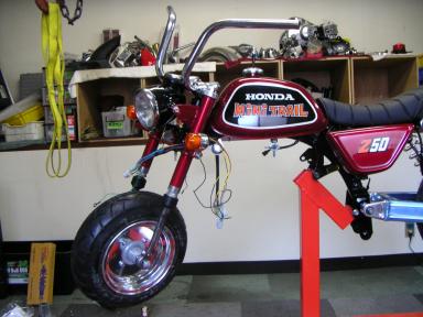 ウインカー取り付けたホンダモンキー