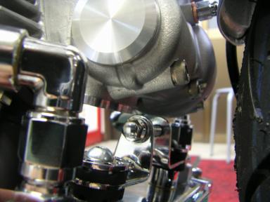 オイルクーラーの位置