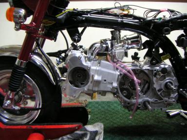 エンジンの反対側