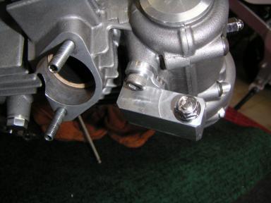 ヘッド下オイルクーラーステー